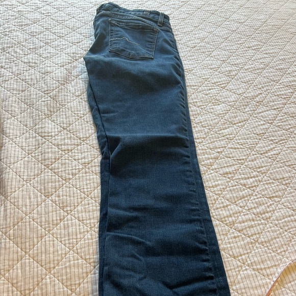 Women’s 7 for all mankind jeans size 29 - Picture 2 of 7